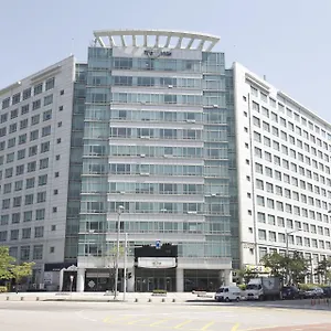 グッド デイ エアテル ホステル